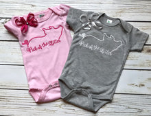 Newborn pig baby outfit, new baby girl pick of the litter baby shirt, newborn pig baby shirt, new baby boy outfit